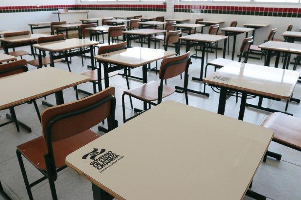 Alunos da rede estadual de ensino devem concluir atividades escolares para fechamento do semestre