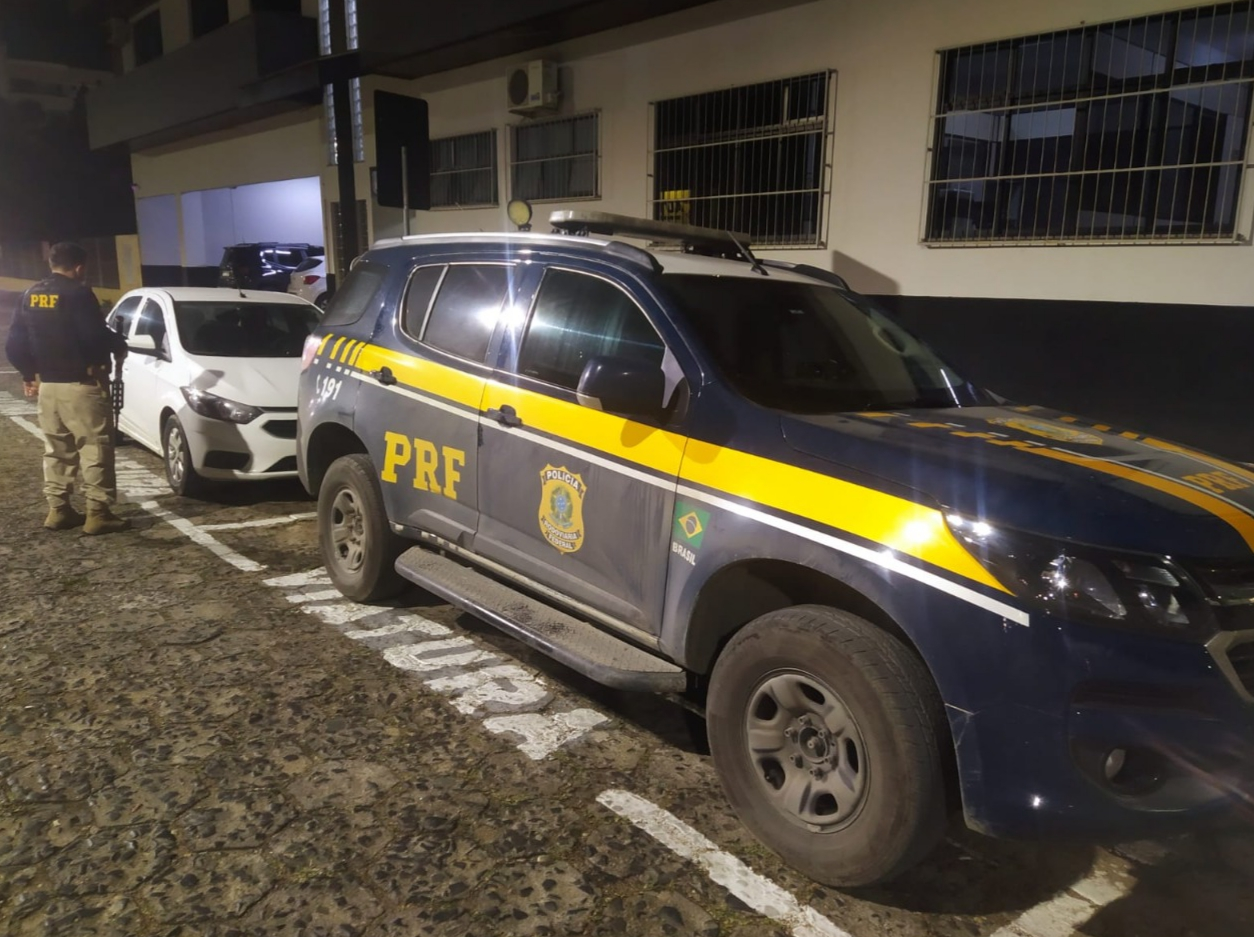 Automóvel locado há dois anos e não devolvido é recuperado na BR-470 em Rio do Sul