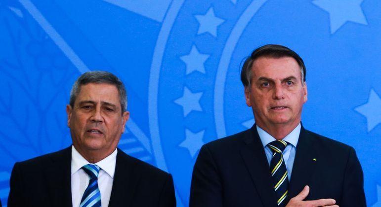 Bolsonaro pretende anunciar Braga Neto como candidato a vice-presidente em sua chapa nas eleições deste ano