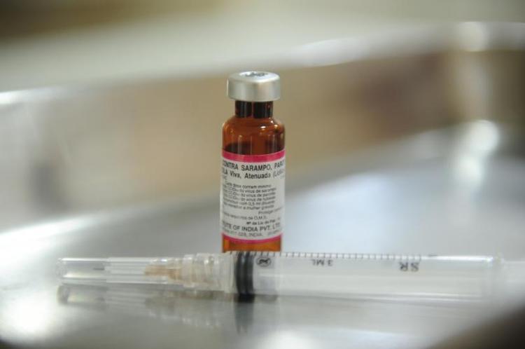 Campanha nacional de vacinação contra o sarampo inicia nesta segunda-feira 