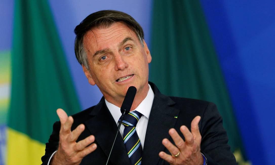 Com dores abdominais, Bolsonaro faz exames em hospital e cancela reuniões da manhã