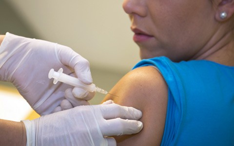 Encerra nesta sexta campanha de vacinação contra Hepatite B