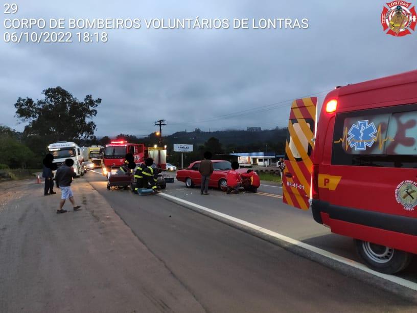 Bombeiros Voluntários atendem ocorrência na BR-470 em Lontras