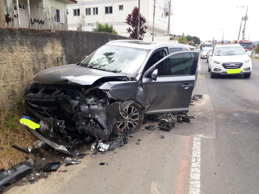 Duas pessoas ficam feridas em acidente de trânsito em Rio do Sul