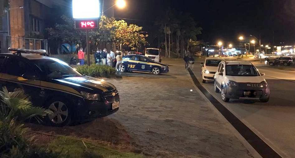 Fiscalização flagra quase 90 motoristas sob efeito de álcool em apenas quatro horas no norte de Santa Catarina