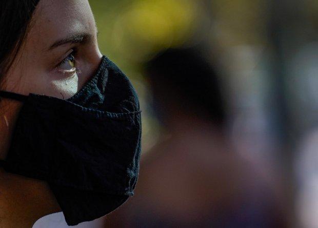 Governo do Estado flexibiliza uso de máscaras em ambientes abertos