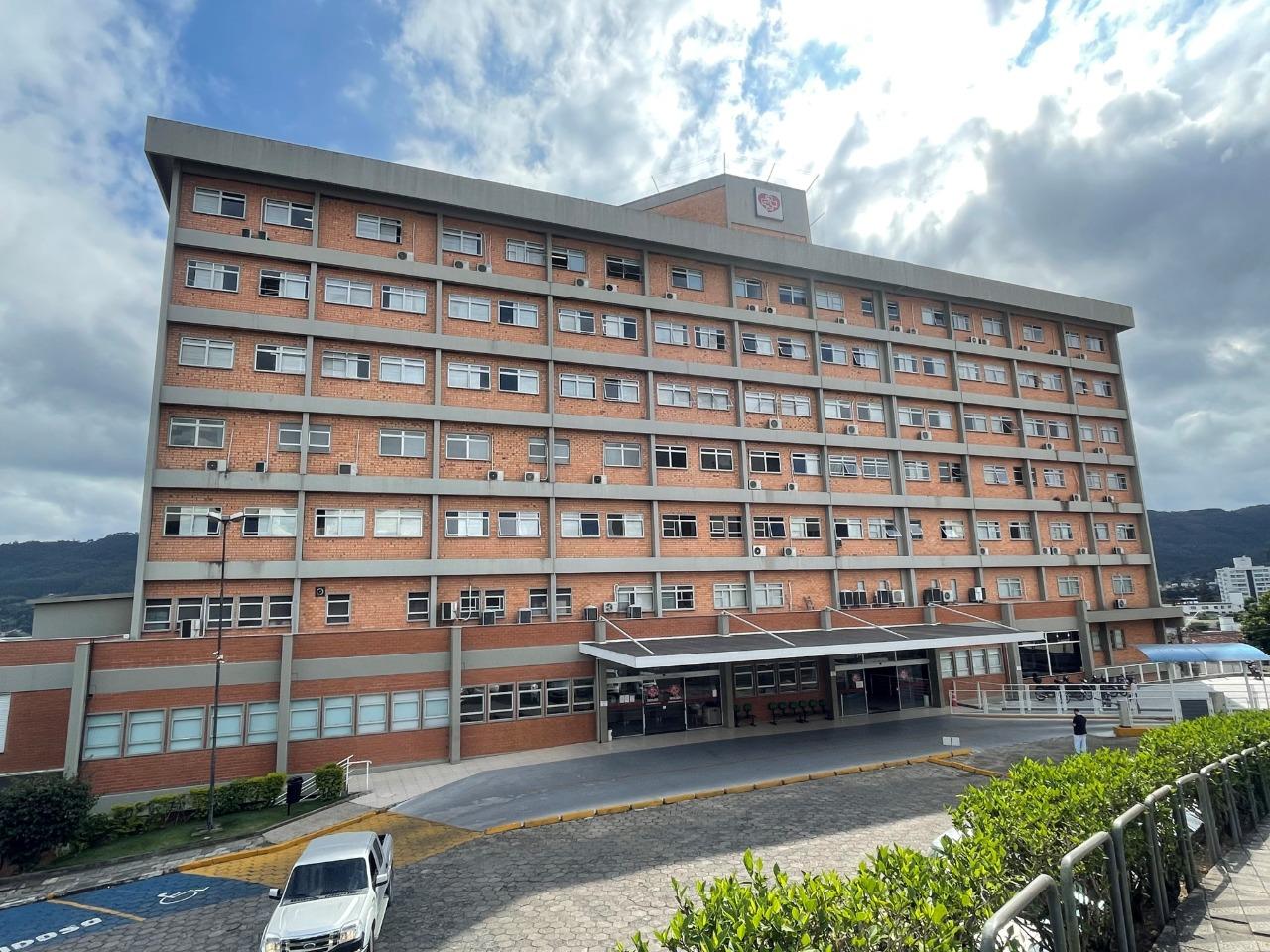 Hospital Regional Alto Vale abre novas vagas na UTI neonatal