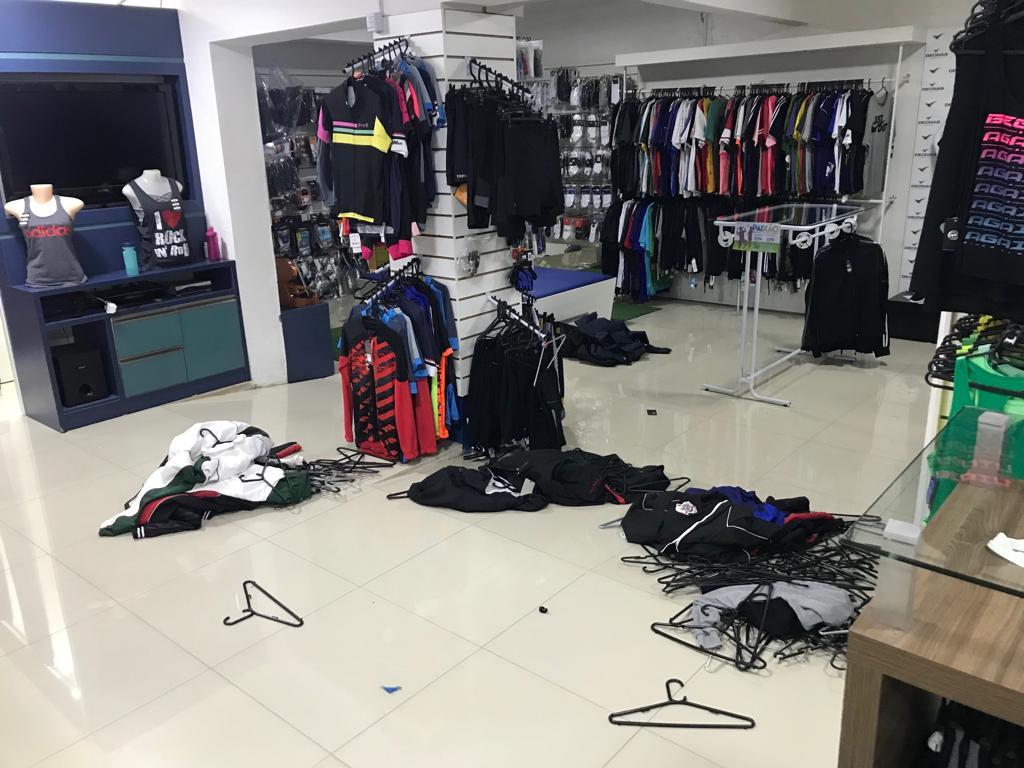 Loja de artigos esportivos é furtada no Centro de Ituporanga