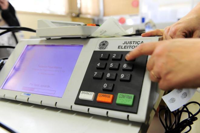 Mais de 3,6 mil eleitores em SC pediram voto em trânsito no primeiro turno
