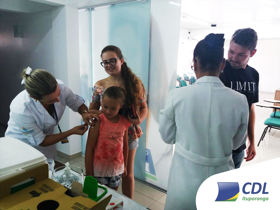 CDL realiza 500 atendimentos em campanha de vacinação contra a gripe em Ituporanga