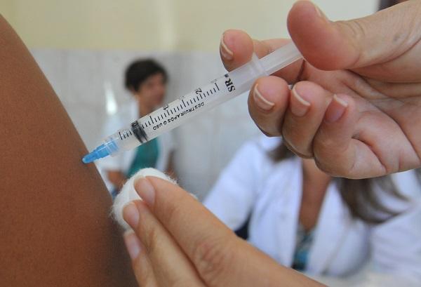 Cerca de 300 pessoas são imunizadas no dia de vacinação contra a gripe em Ituporanga