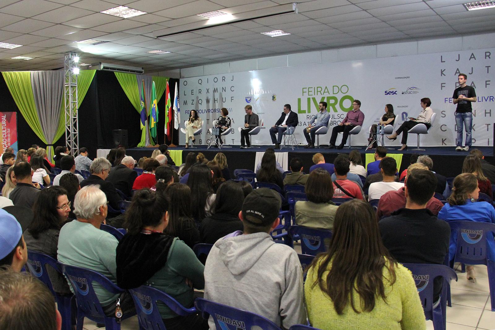 Feira do Livro de Rio do Sul abre inscrições para lançamentos de livro