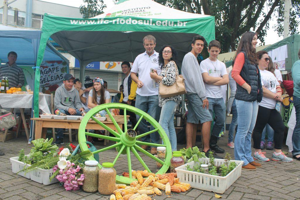 Feira Mostra Territorial de Agroecologia e Economia Solidária (ECOSOL)  é realizada em Rio do Sul