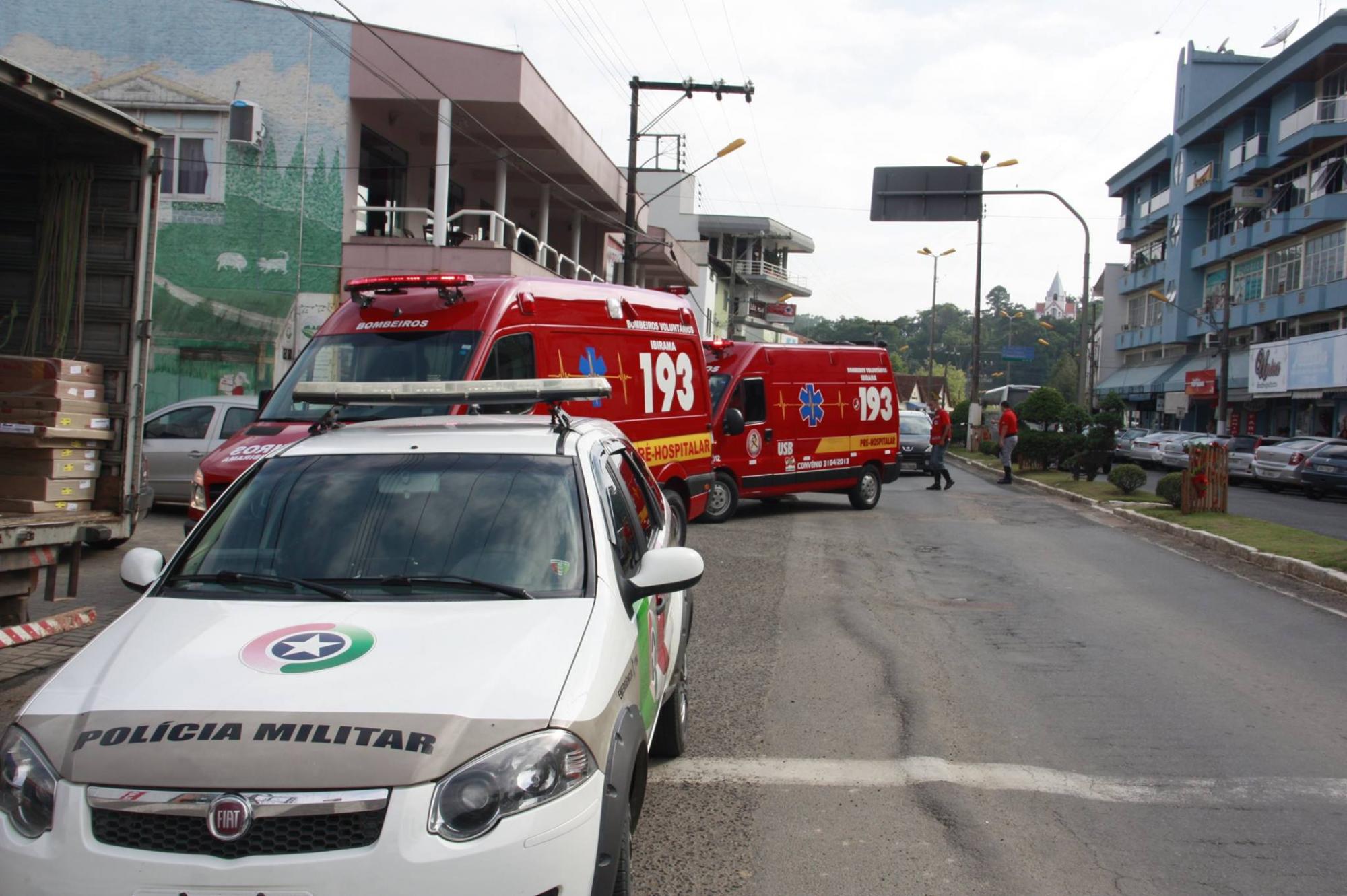 Homens armados assaltam joalheria no Centro de Ibirama 
