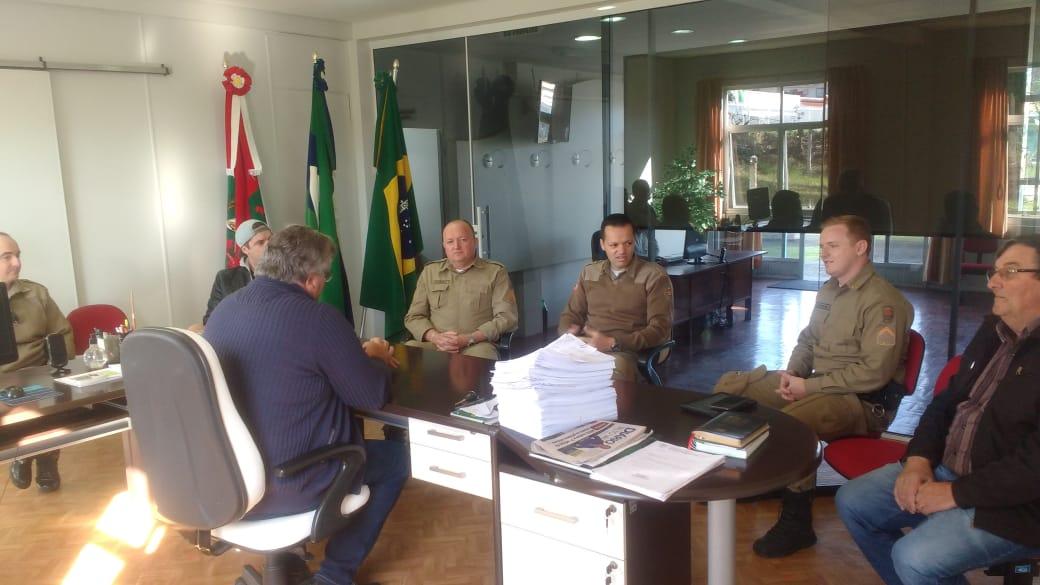 Polícia Militar e Prefeitura de Imbuia firmam parceria e casa localizada na Praça da Matriz será a nova sede da PM no município