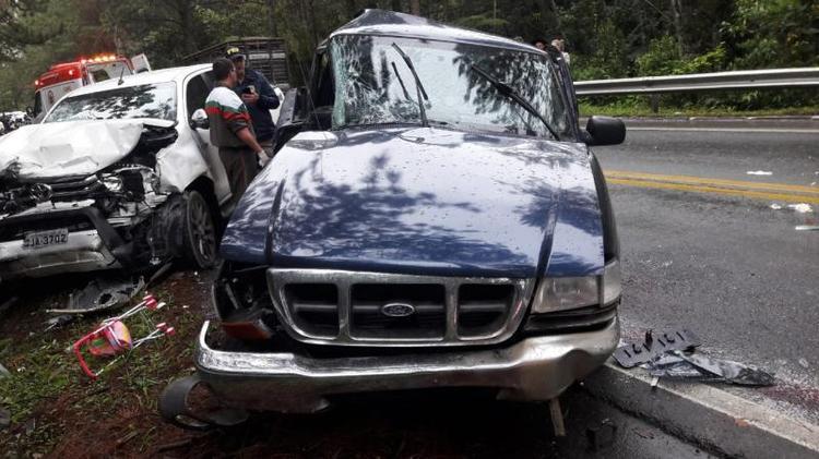 Nove pessoas morrem em acidentes nas rodovias de SC neste fim de semana