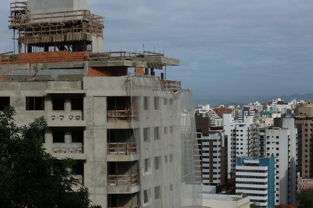 Portaria do Governo do Estado libera obras privadas de construção civil