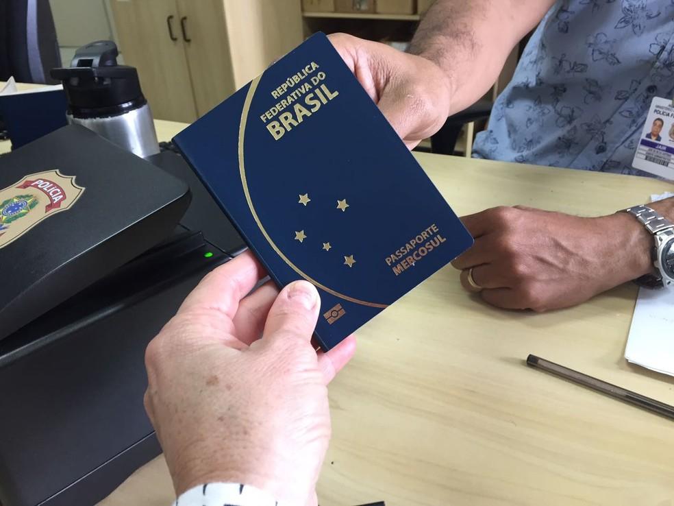 Posto da PF para emissão de passaporte começa a funcionar em Blumenau