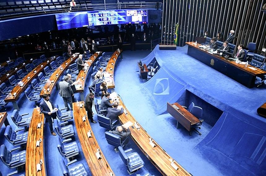 Senado aprova MP que garante crédito para auxílio de R$ 600 até dezembro