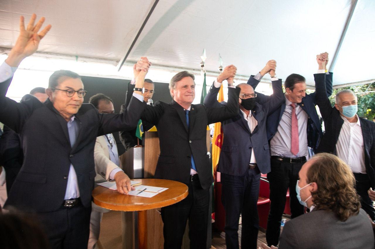 Senador Dário é recebido no PSB como pré-candidato ao Governo de SC