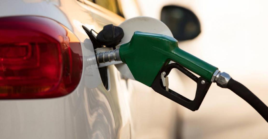 Sindicato explica porque redução de 48% da gasolina nas refinarias não chega ao consumidor final