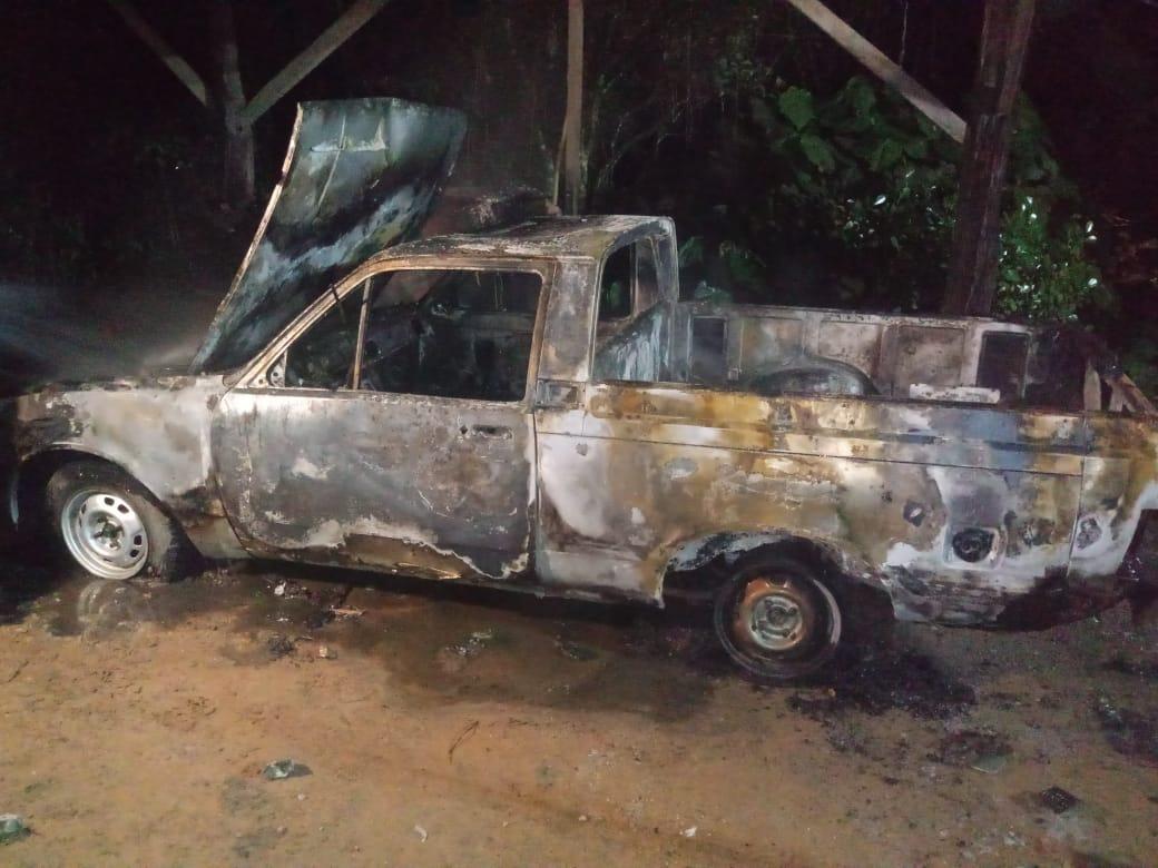 Veículo fica destruído em incêndio durante a madrugada em Ituporanga