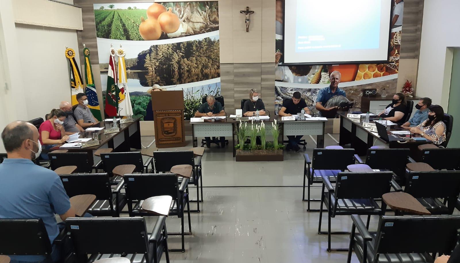 Vereadoras e servidoras de Petrolândia vão participar do Congresso Estadual de Vereadores em Florianópolis