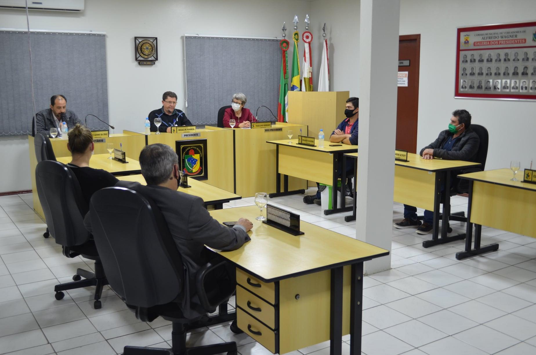 Vereadores de Alfredo Wagner aprovam projeto para emissão de carteiras de identidade no município