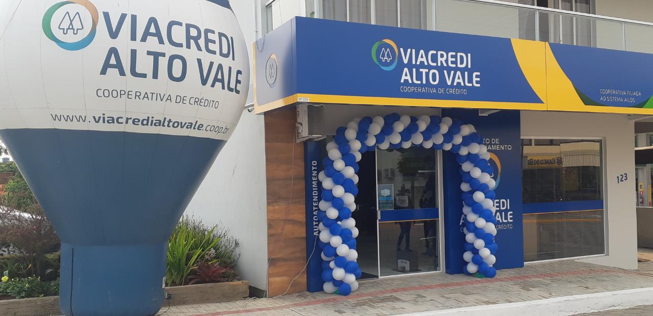 Viacredi Alto Vale inaugura Posto de Relacionamento em Atalanta no mês que completa 32 anos de presença na região