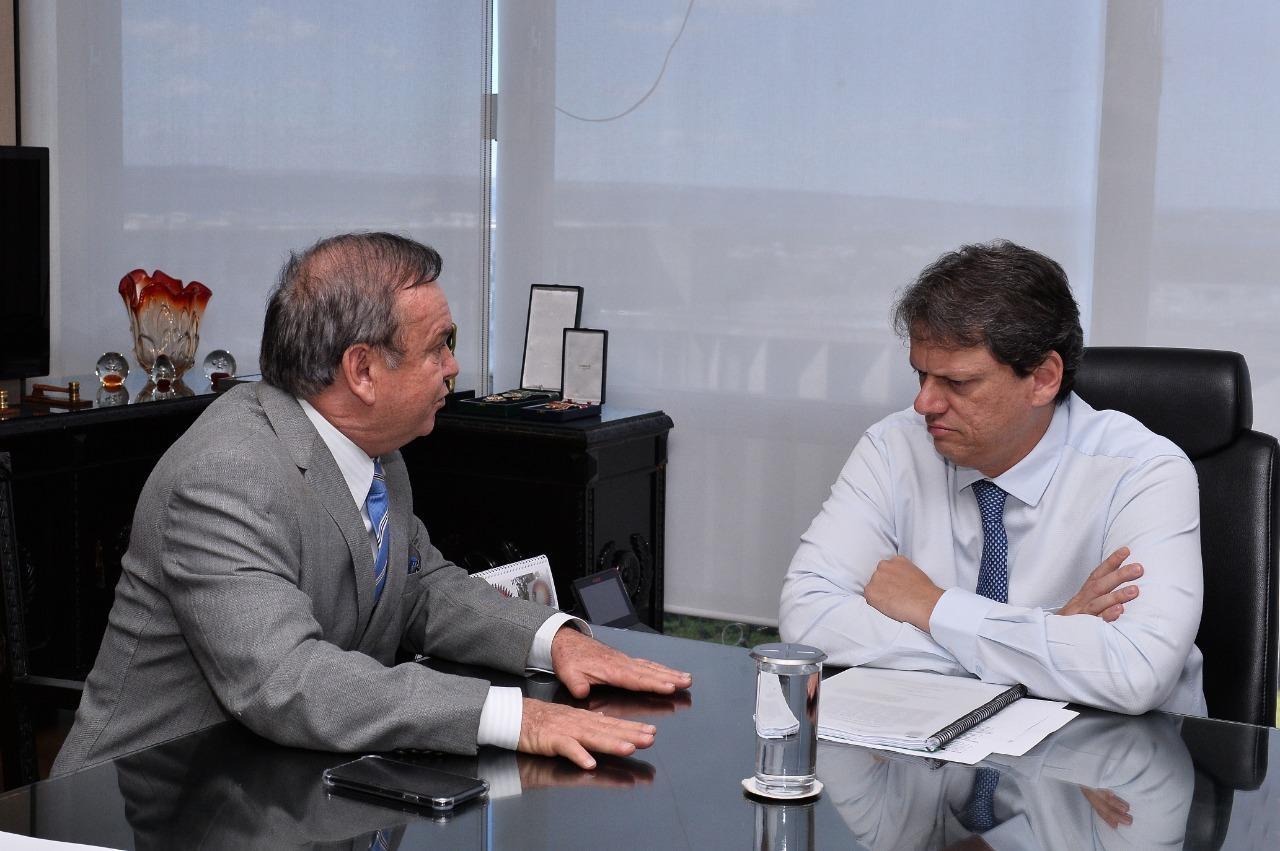 “Não falta dinheiro, falta agilidade”, afirma ministro da Infraestrutura sobre as obras nas rodovias catarinenses