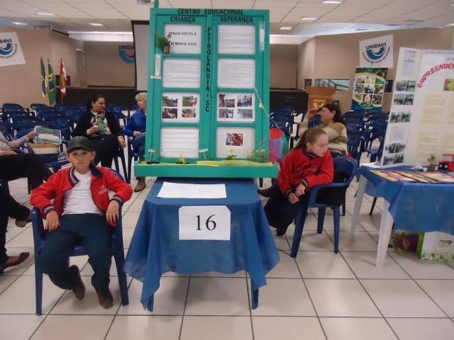 Alunos de Petrolândia Participam de mostra científica Regional