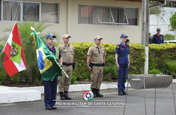 13º BPM realiza solenidade alusiva ao Dia da Bandeira Nacional