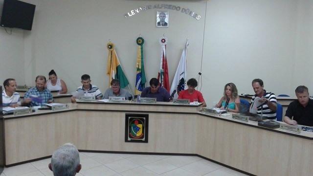 AURORA - Vereadores abrem trabalhos para o ano de 2015