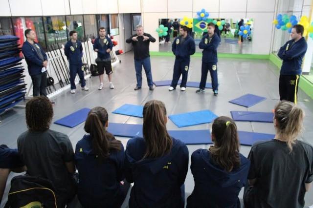 Time Rio do Sul/Equibrasil se apresenta e inicia preparação física