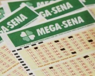 Mega-Sena acumula e pode pagar R$ 6,8 milhões na quarta-feira