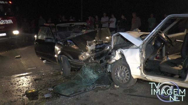Idoso de 65 anos morre e três ficam feridos em colisão entre Ibirama e José Boiteux
