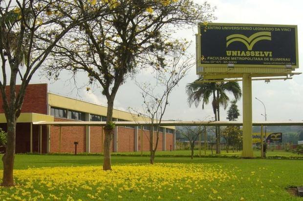Uniasselvi deve ser vendida por mais de R$ 1 bilhão