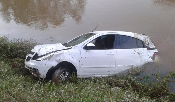 Homem morre afogado após acidente de carro em Taió, no Alto Vale do Itajaí