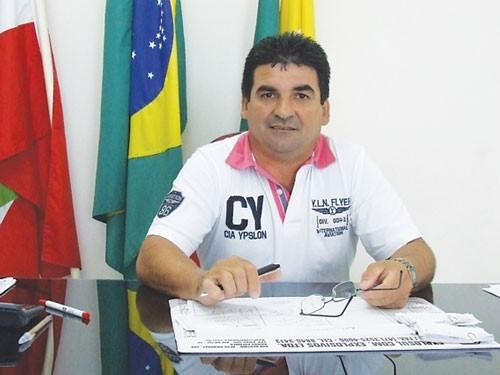 Aurora: Ex-prefeito Fumo é condenado por improbidade administrativa