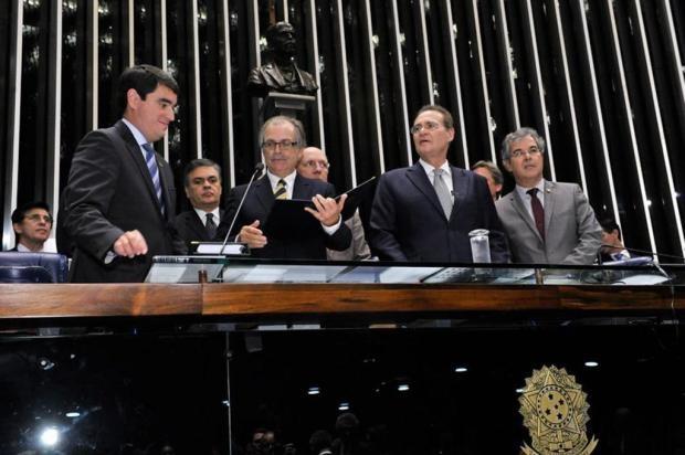 Dalírio Beber (PSDB) é empossado no Senado Federal
