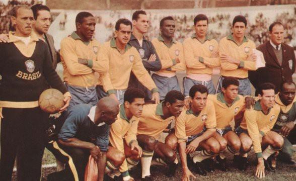 Seleção Brasileira faz contra Camarões a 100ª partida em Copa do Mundo