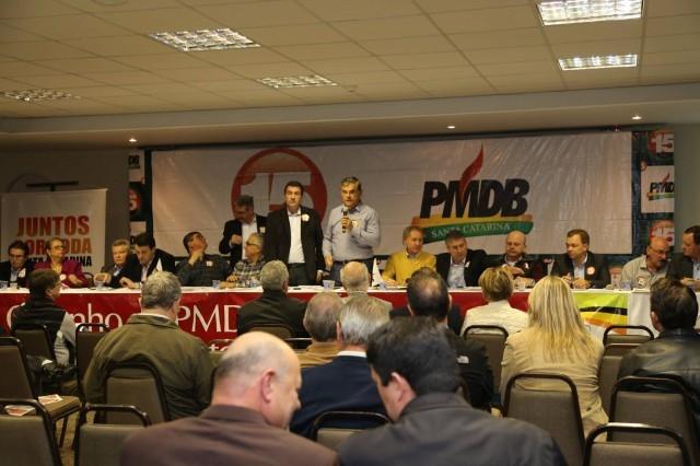 PMDB estipula metas para 2016 e vai penalizar diretórios que não façam 10% dos votos para vereador