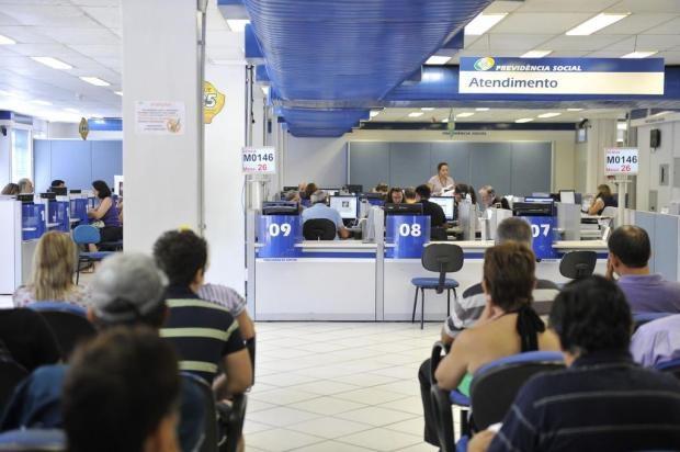 Servidores do INSS entram em greve a partir desta terça-feira em Santa Catarina