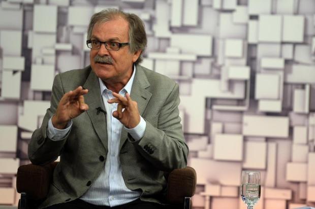Dalírio Beber (PSDB) é o primeiro suplente e assumirá cadeira no Senado 