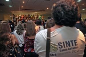 Professores organizam assembleia geral pra próxima terça-feira