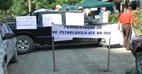 Comissão elabora documento reivindicatório em prol da ligação asfáltica entre a SC-110 em Petrolândia e a BR-282