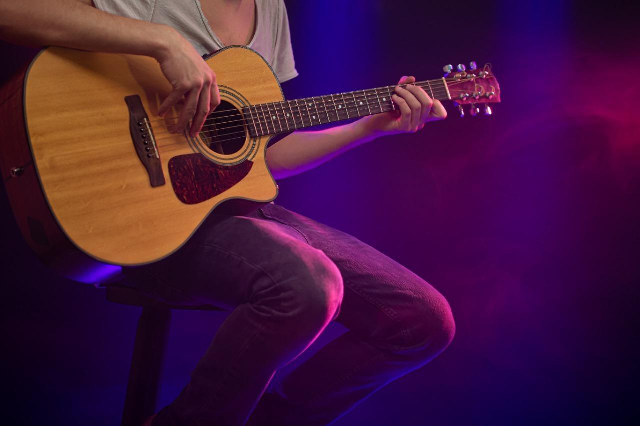 Abertas inscrições para aula de violão e teoria musical em Ituporanga