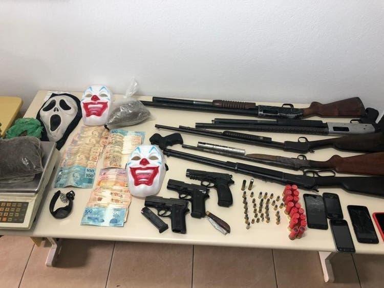 Ação policial desarticula quadrilha que planejava assalto a banco e deixa 2 mortos em SC