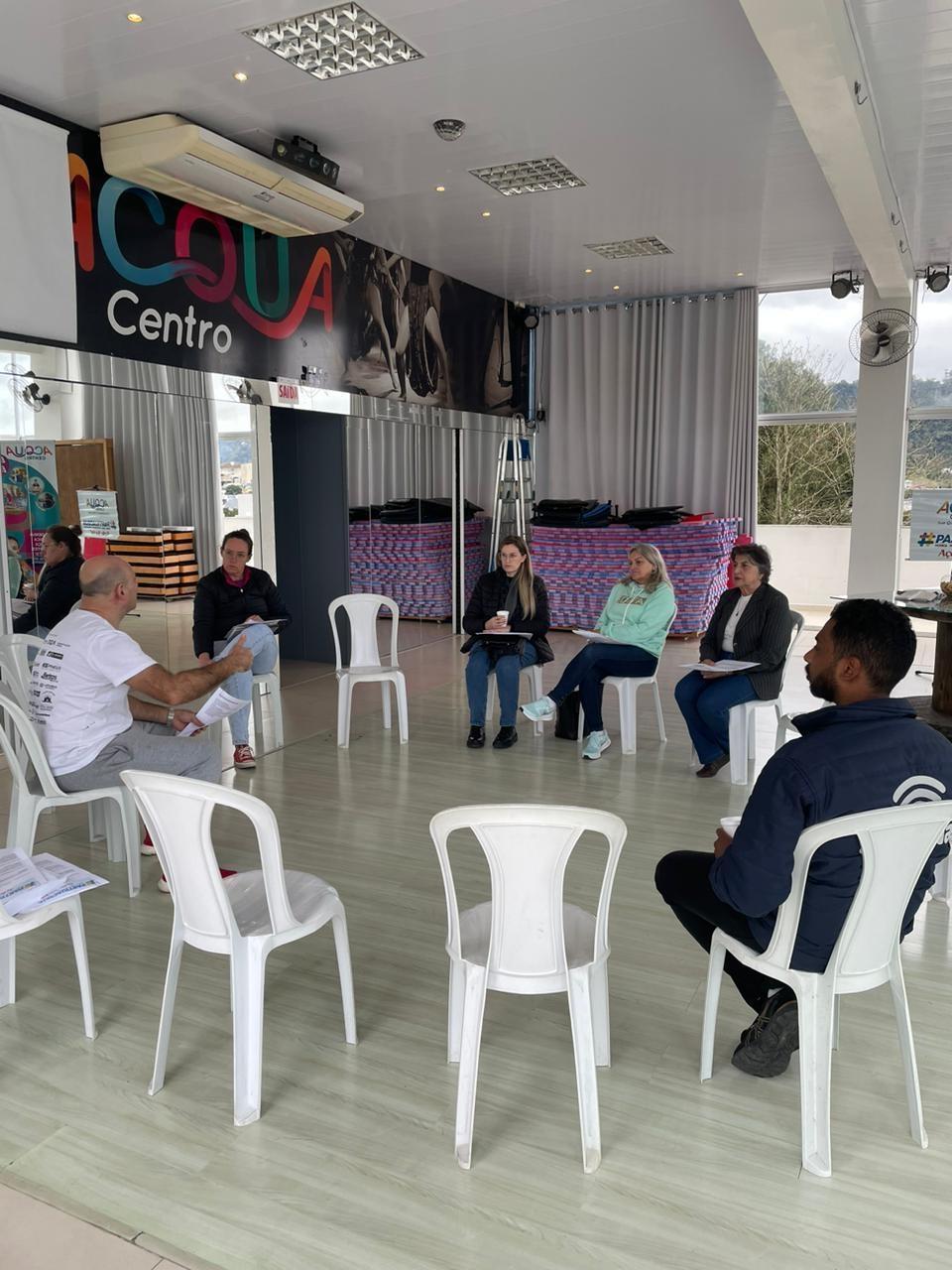Ação Social #PartiuAcqua disponibiliza bolsas para alunos carentes de Ituporanga