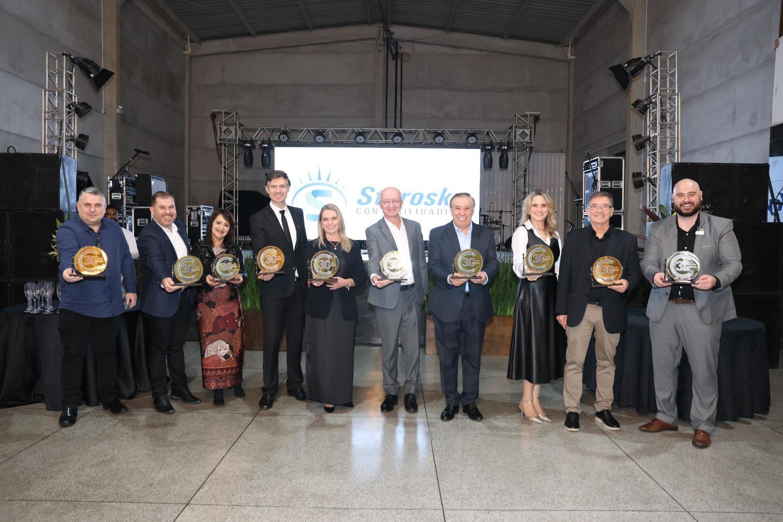 ACEI celebra 30 anos e homenageia ex-presidentes em Ituporanga